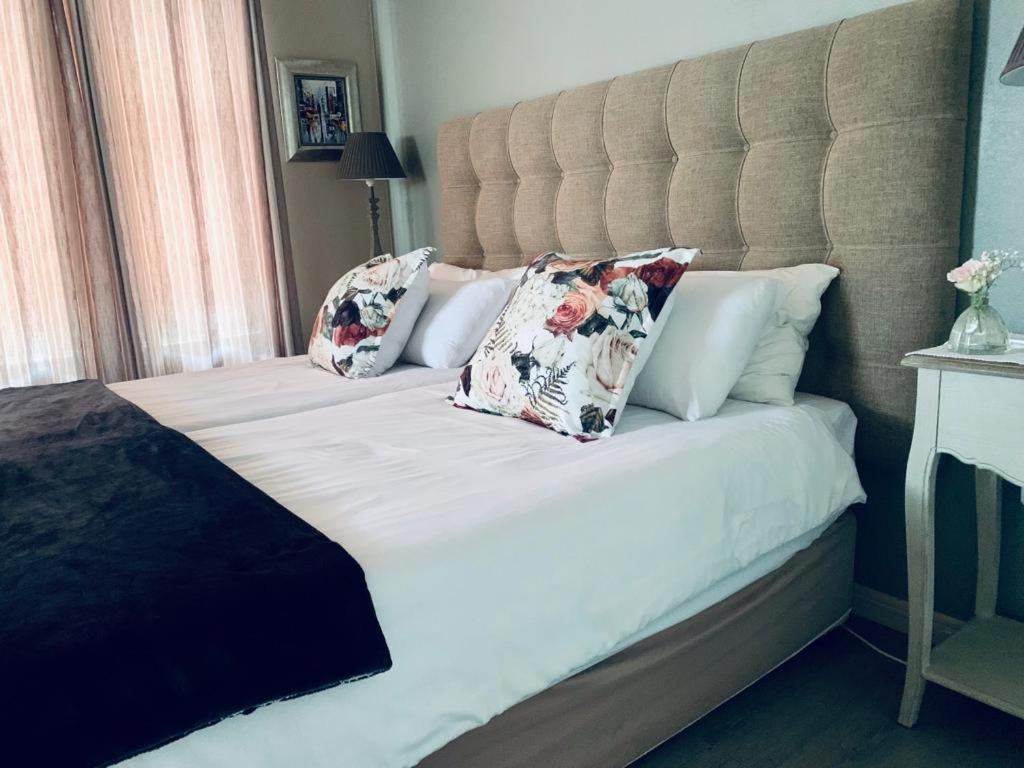 Mulberry Gardens Self Catering Apartment Swakopmund Exterior photo